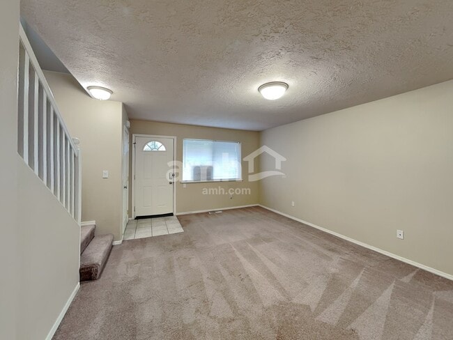 Foto del edificio - 2285 NW McGarey Dr