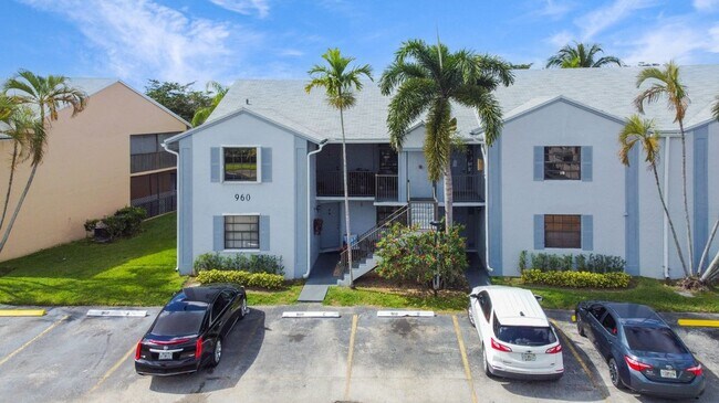 Foto del edificio - 960 N Franklin Ave