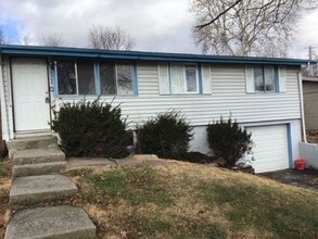 Building Photo - 6904 NW 78th St