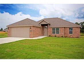 Building Photo - 2091 Fields Cove