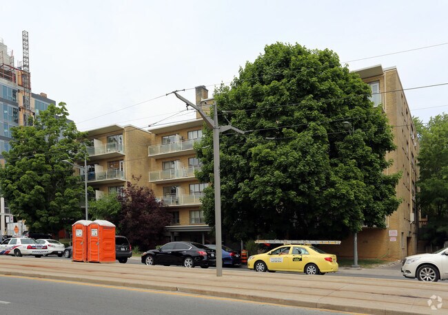 Photo du bâtiment - Cloverhill Estates
