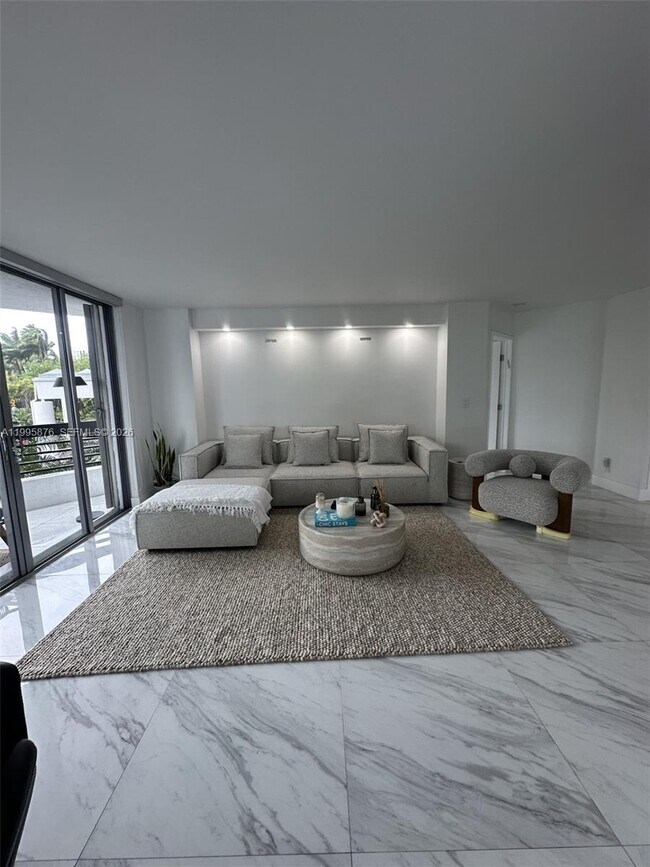 Foto del edificio - 19195 NE 36th Pl