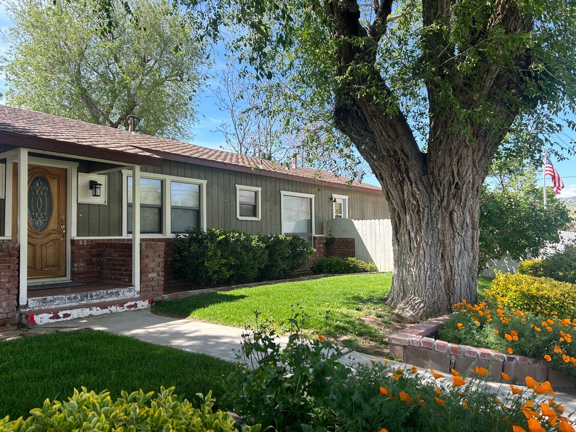 Primary Photo - Charming Tehachapi Rental - downtown