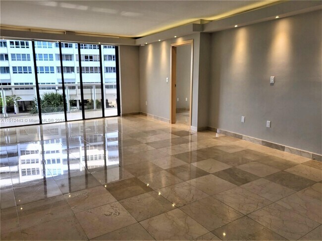 Foto del edificio - 9 Island Ave