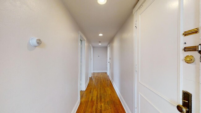 Building Photo - 749 Academy St