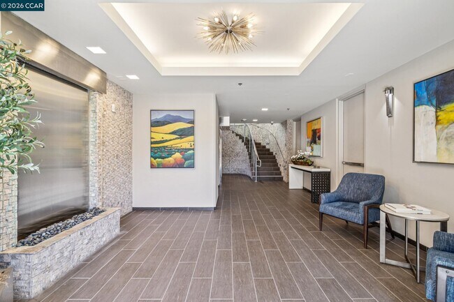 Foto del edificio - 1756 Cole Ave