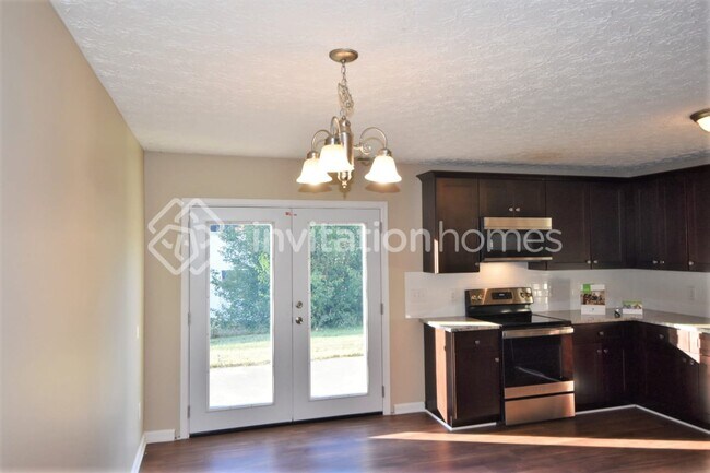 Building Photo - 3102 Forrestal Dr