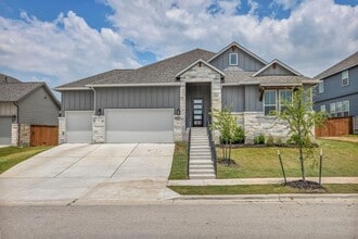 Building Photo - 151 Roseheath Ln