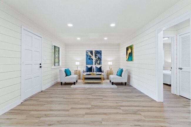 Foto del edificio - Beautiful Home | Completely Remodeled | Pr...