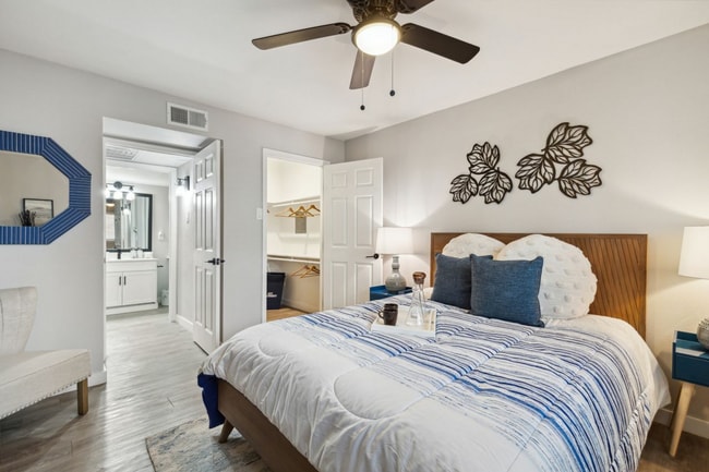 Building Photo - The Ace Apartments