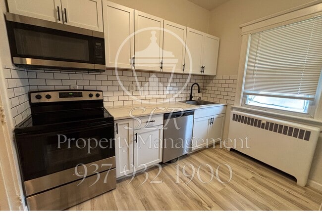 Photo - 203 S Broad St Townhome