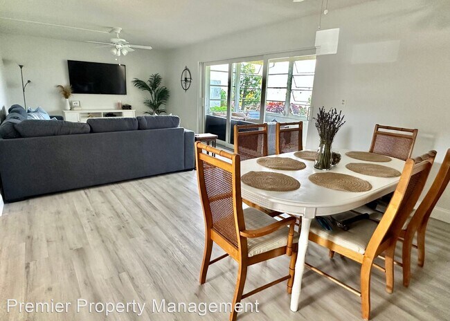 Building Photo - 2 br, 2 bath House - 209 Palm Drive Unit 1
