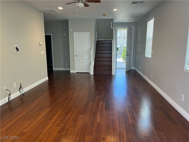 Foto del edificio - 9702 Maple Sugar Leaf Pl