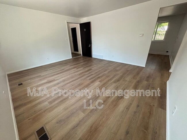 Photo - 2564 S 8th E Apartment