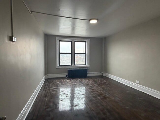 Building Photo - 157 S Harrison St