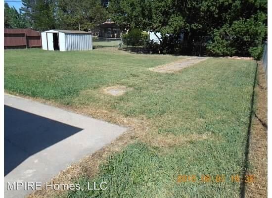 Foto del edificio - 3 br, 2 bath House - 1212 N. Main St.
