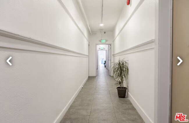 Foto del edificio - 1420 Flower St