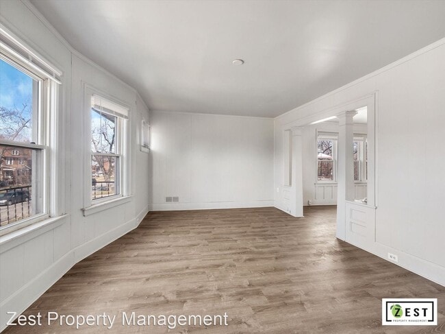 Building Photo - 2 br, 1 bath Apartment - 2966 Harding St 2...