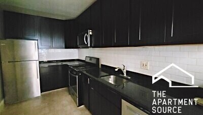 Foto del edificio - 6504 N Leavitt St