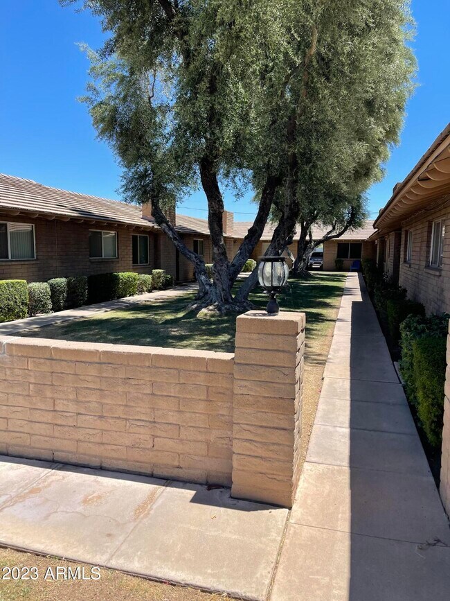 2725 S Rural Rd, Tempe, AZ 85282 Townhome Rentals in Tempe AZ