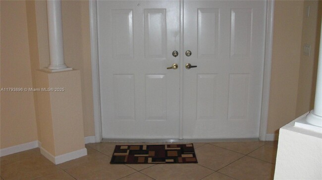 Building Photo - 1651 Passion Vine Cir