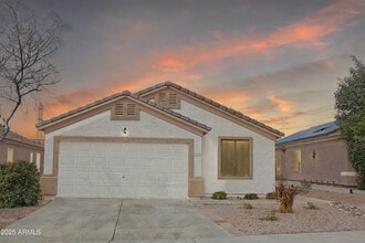 Building Photo - 16608 N 113th Dr