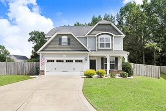 Building Photo - 111 E Berkshire Ct