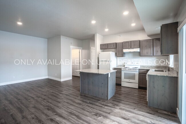 Foto del edificio - 2428 E 6895 S