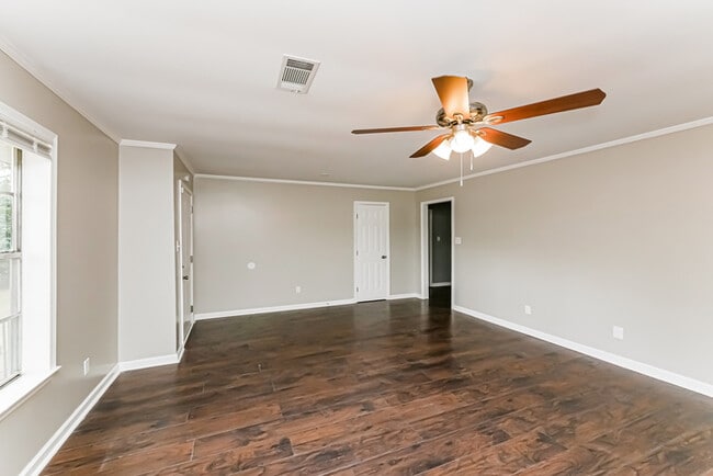 Building Photo - 658 Partridge Ln
