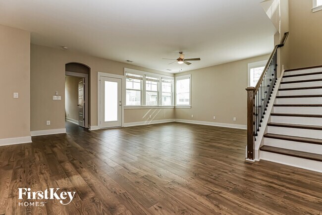 Building Photo - 301 Citation Way