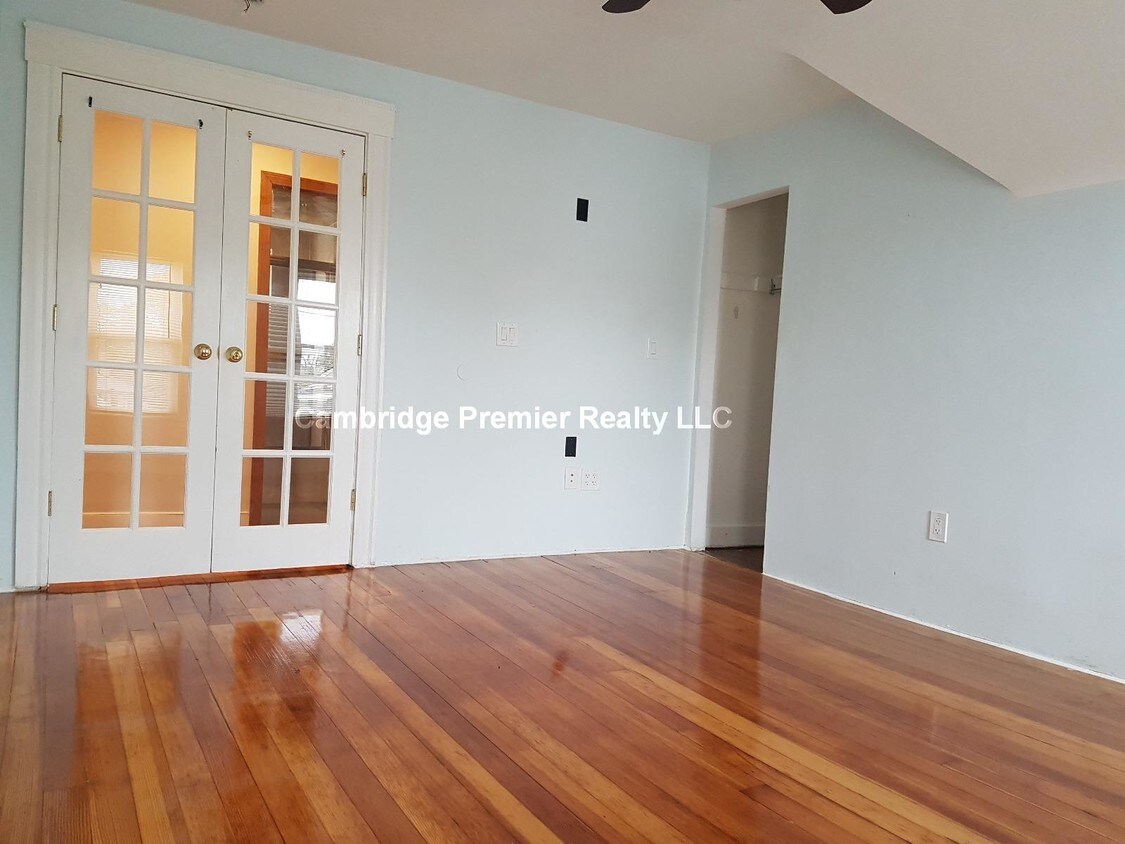 Foto principal - 15 Stanley Ave