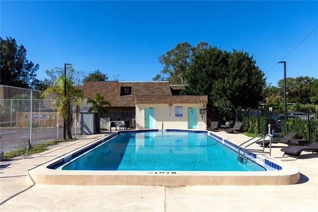 Building Photo - 1794 S Park Ave