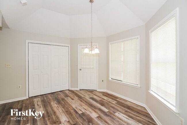 Building Photo - 7134 Markim Dr
