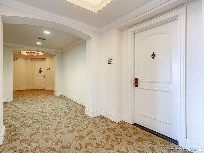 Building Photo - 4071 S Atlantic Ave