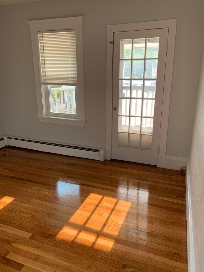 BEDROOM - 879 Broadway