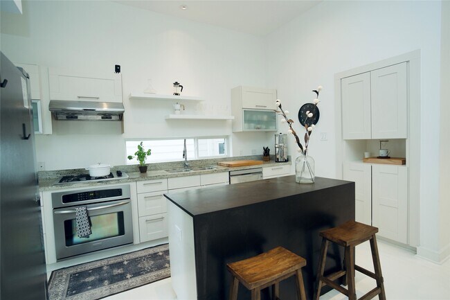 Foto del edificio - 1820 Southmore Blvd