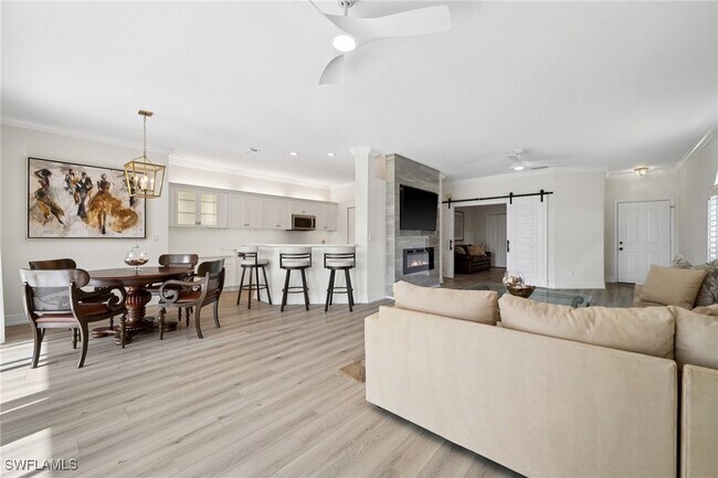Foto del edificio - 13180 Hamilton Harbour Dr