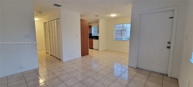Foto del edificio - 18662 SW 100th Ave