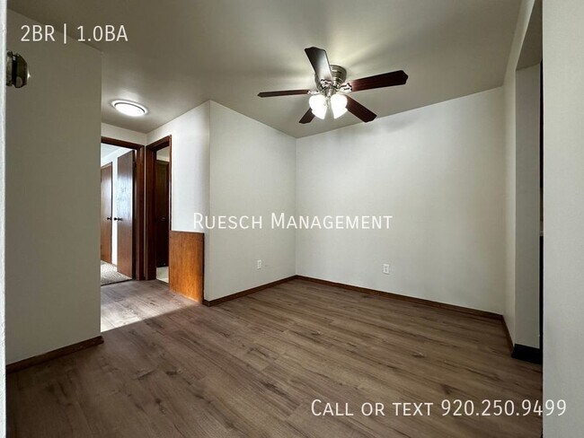 Building Photo - Charming 2 Bedroom 1 Bath Lower Apartment ...