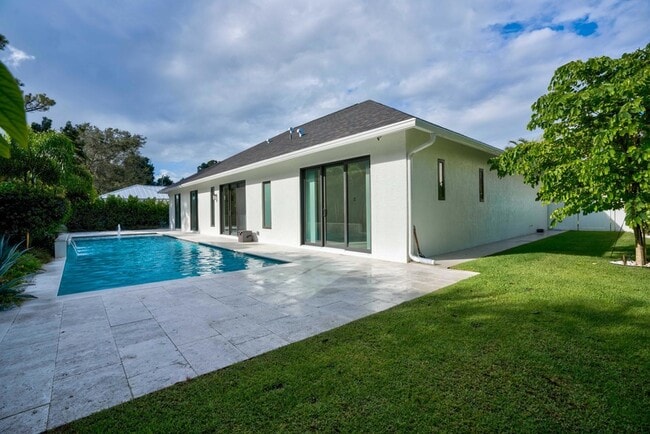 Photo - 14036 N Miller Dr House