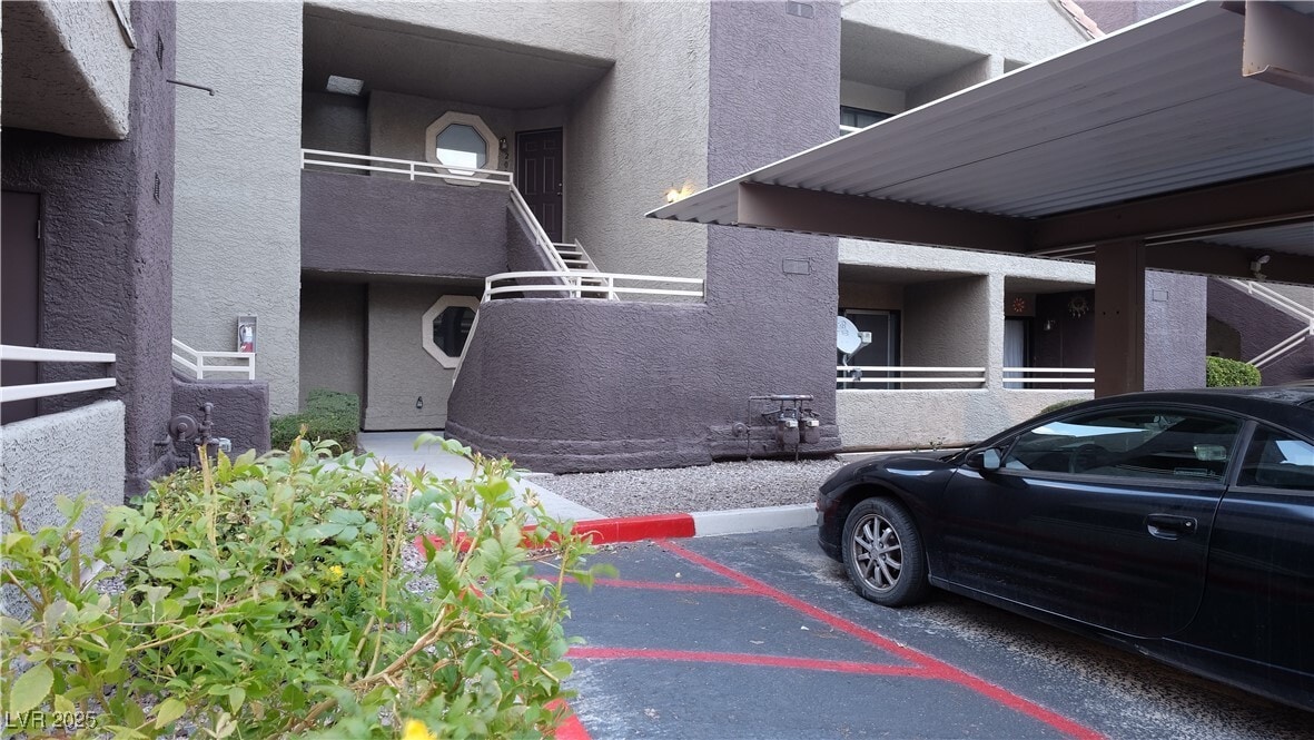 Foto principal - 5016 S Rainbow Blvd