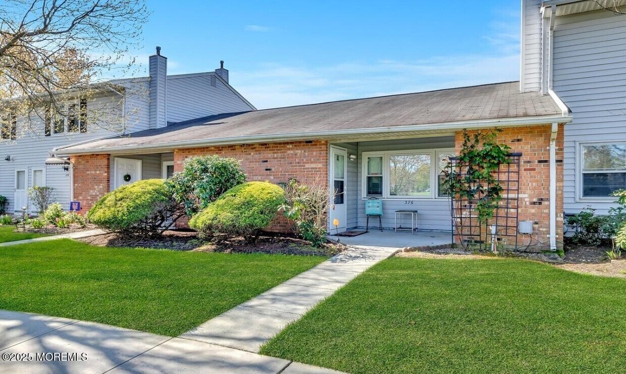 Foto principal - 376 Crawford St