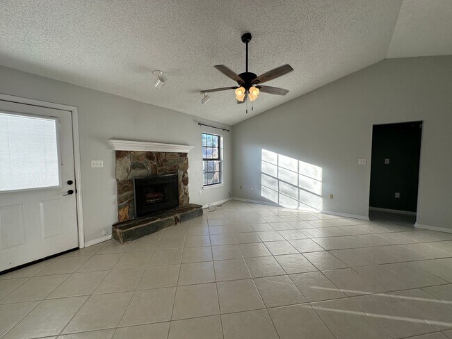 Foto del edificio - 1500 Kruse Dr