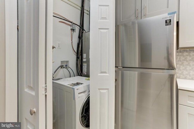 Foto del edificio - 400 N Highland Ave