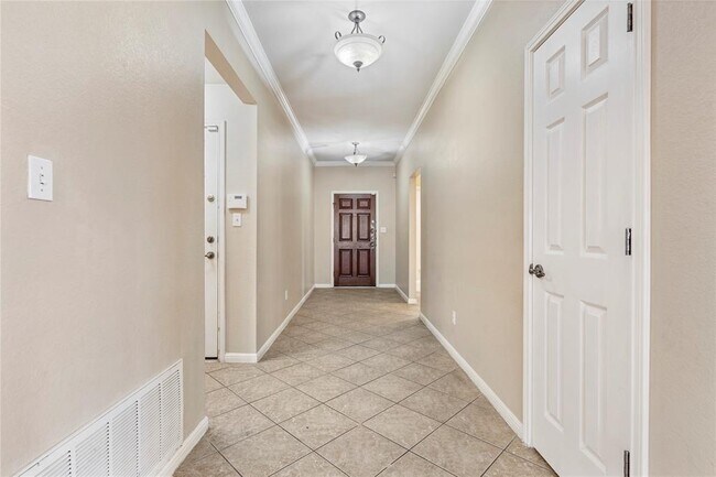 Foto del edificio - 4205 Fairmeadow Dr