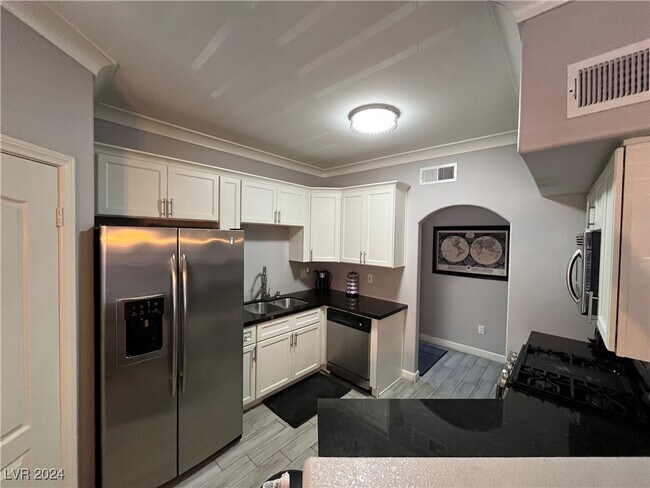 Foto del edificio - 5525 W Flamingo Rd