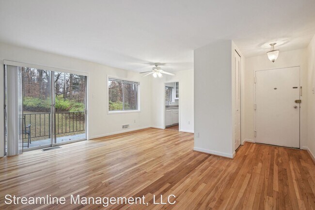 Building Photo - 3 br, 1.5 bath House - 10524 Weymouth St  ...