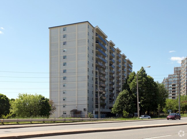 Foto principal - 3969 Kingston Rd