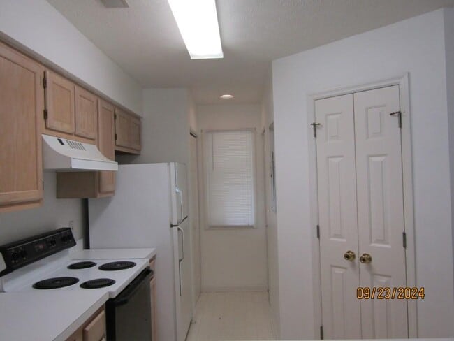 Building Photo - 619 Tupelo Ln