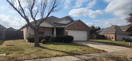 Building Photo - 1202 Concho Trail